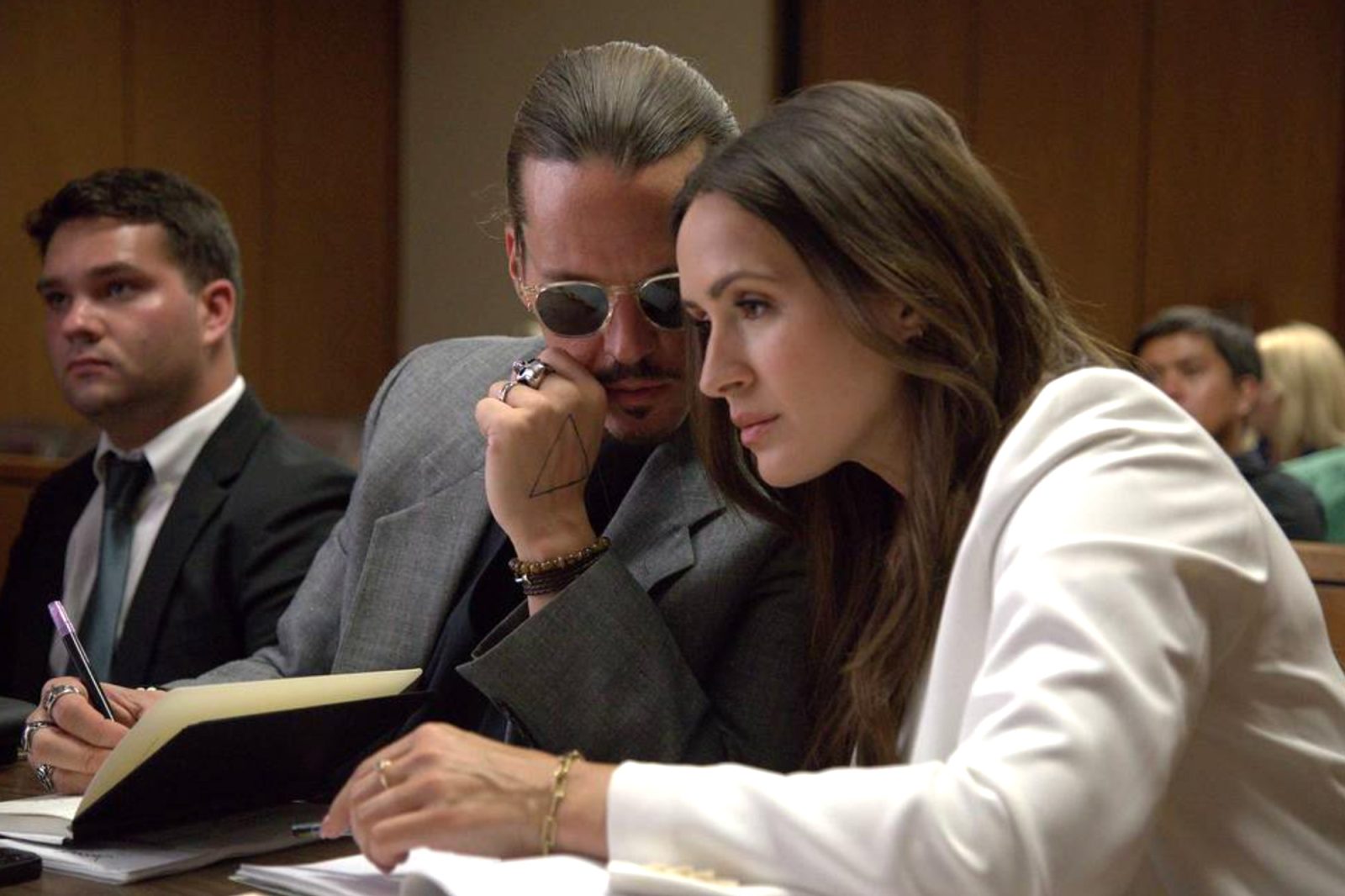 'Hot Take' courtroom drama based on Amber Heard & Johnny Depp's trial gets a trailer