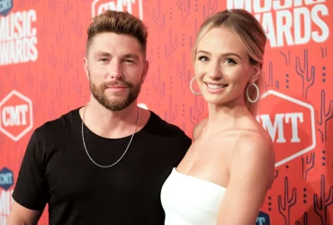Ex-Bachelor contestant Lauren Bushnell welcomes her second child with husband Chris Lane